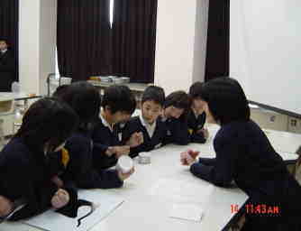 �c�V������̎��Ƃ̗l�q�U