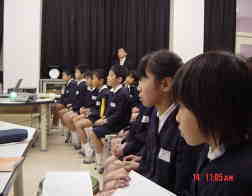 �c�V������̎��Ƃ̗l�q�Q