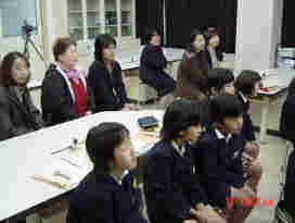 �c�V������̎��Ƃ̗l�q�S